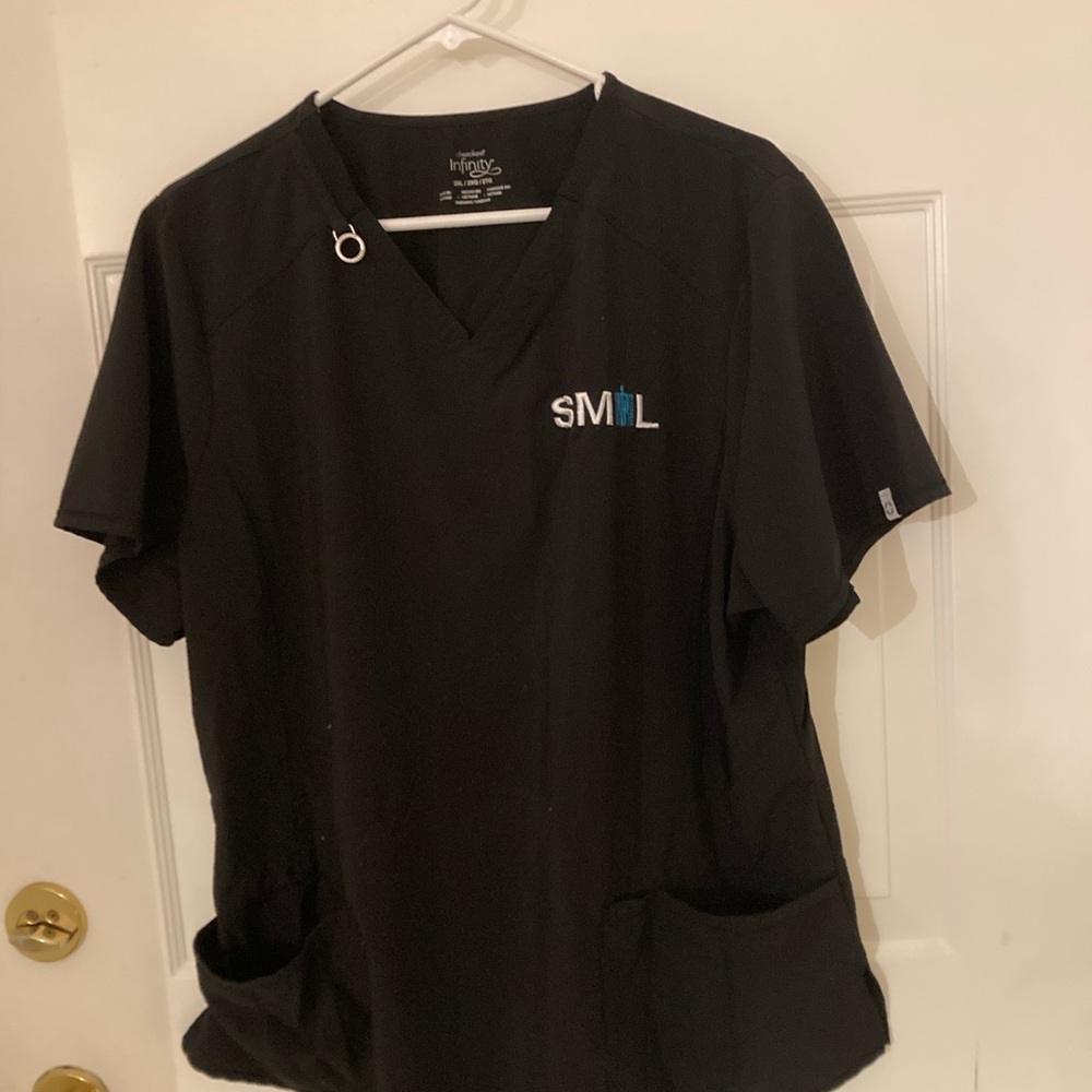 Black V-Neck Scrub Top